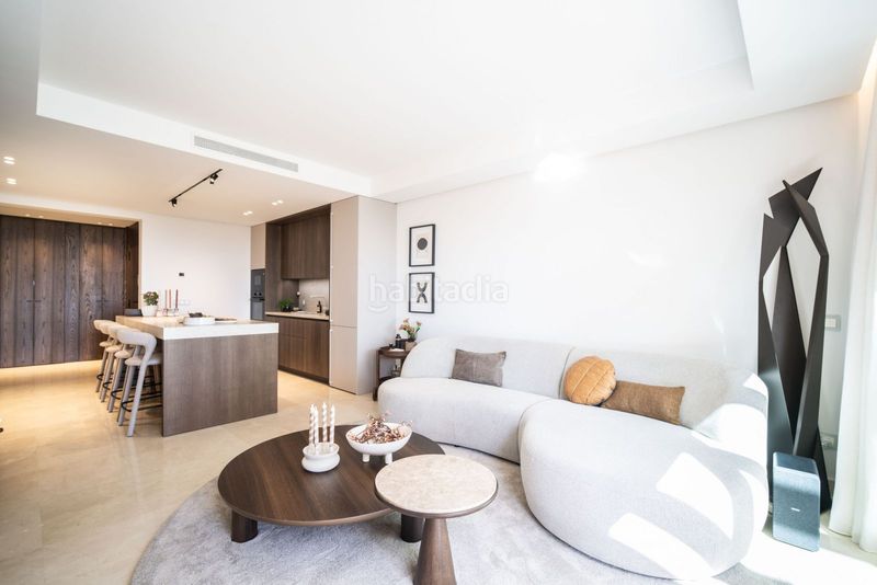 Foto 46c7e5b3-4599-41ed-b191-983239088555. Apartamento en calle hernán cortés 115 en La Quinta Benahavís