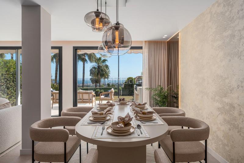 Foto 7ba78d3f-b9de-4096-8e1a-9dfd93dd46f5. Casa a schiera in avenida tomás pascual 54 in La Quinta Benahavís