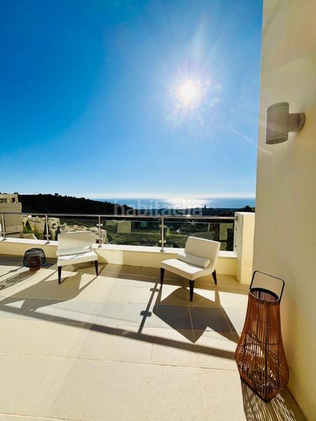 Foto ac70aca0-7c7c-472d-a154-faa5c86174d2. Dachwohnung in urbanizacion los altos de los monteros 11 in Marbella