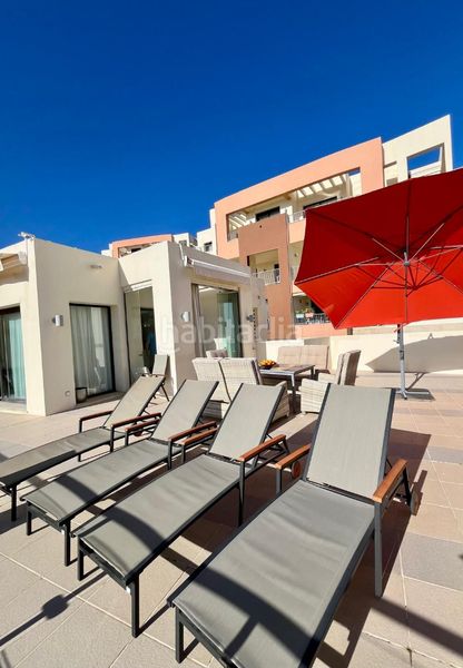 Foto f3856075-d22f-40a7-adb0-7729c2c56274. Dachwohnung in urbanizacion los altos de los monteros 11 in Marbella