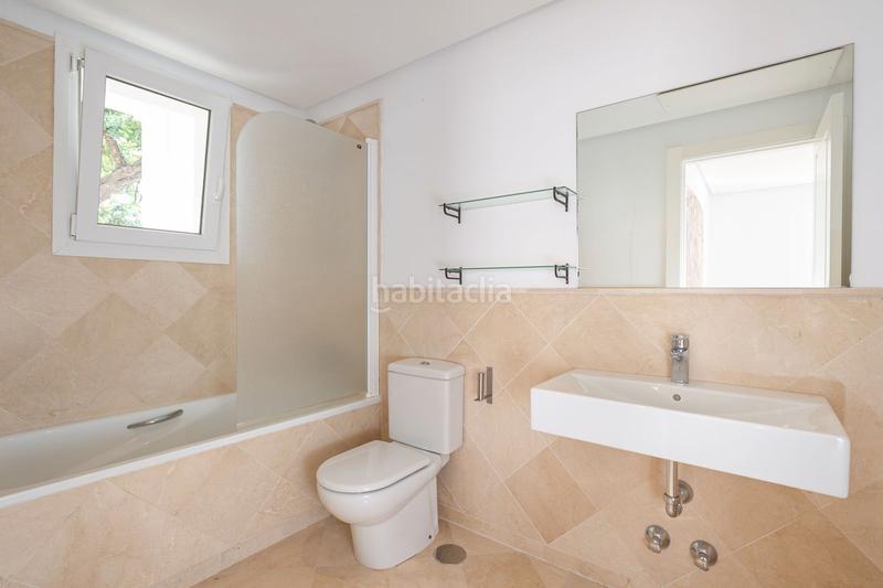 Foto 10a0a6a9-c86c-4df5-b891-58d46293b9c5. Apartamento en arrabal aloha golf 91 en Río Real Marbella