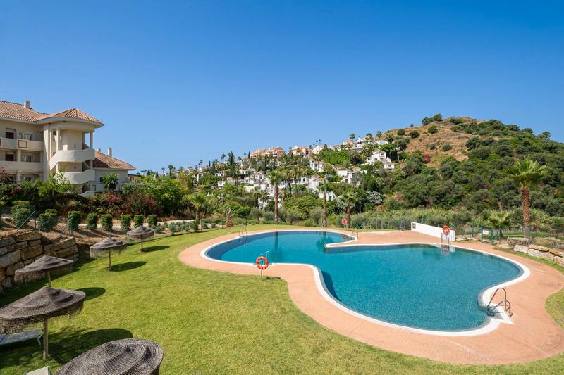 Foto 573c6da8-fd74-4280-85c6-1f648c71f4b8. Apartamento en arrabal aloha golf 91 en Río Real Marbella