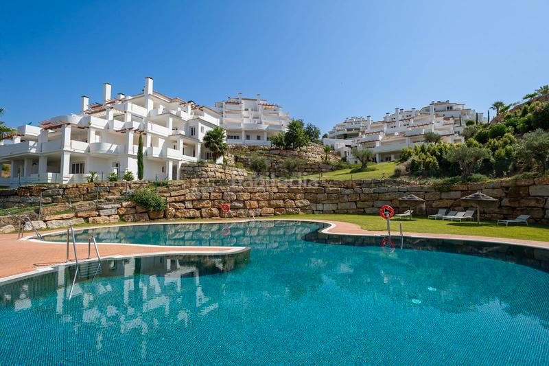 Foto bf91017b-34eb-484d-b02c-5d30ed8c51a9. Apartamento en arrabal aloha golf 91 en Río Real Marbella
