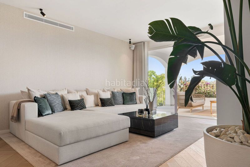 Foto 7f8878fd-c5b3-409e-8186-8f7df897faa6. Casa adossada a carretera istán km. 2 a Nagüeles Alto Marbella