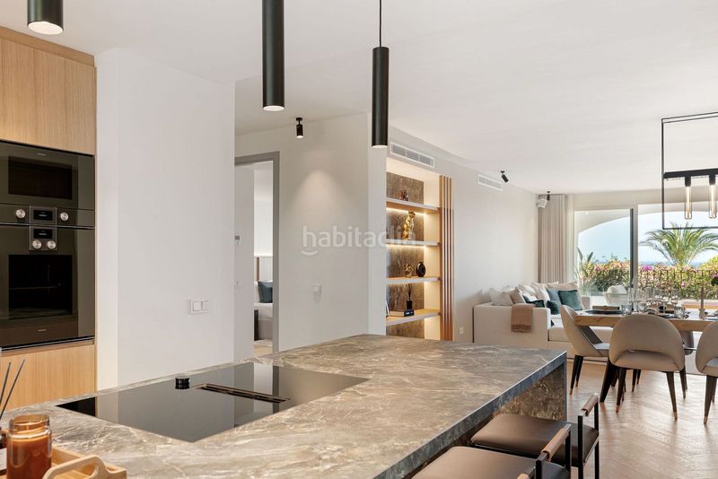 Foto d8770ff3-9545-49ed-b600-5c7f64104319. Casa adossada a carretera istán km. 2 a Nagüeles Alto Marbella