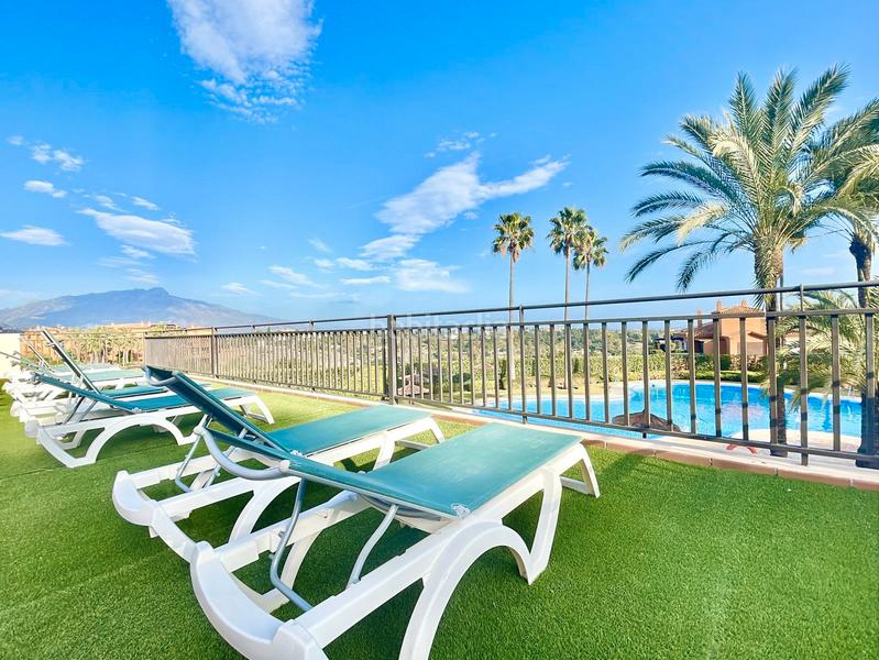 Foto c4f5b061-10c1-4934-afd1-8c7e99e26065. Appartement dans urbanización lomas del conde luque 712 dans Benahavís