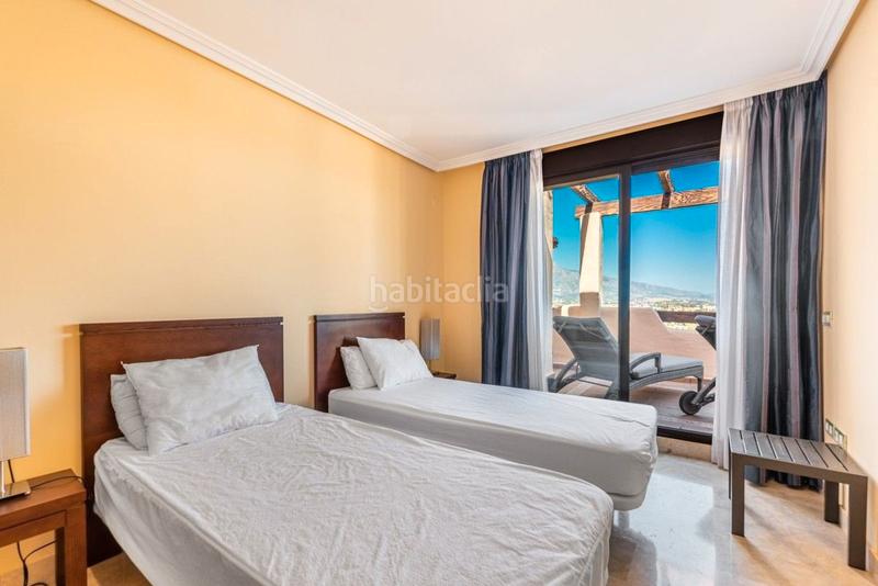 Foto 12c9e061-4019-4d41-a529-895c079f3916. Appartement in urbanización lomas del conde luque 712 in Benahavís