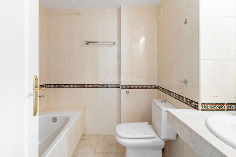 Foto 06f9fdfc-9a41-405c-87c6-6efc047c786b. Apartament a avenida de manolete 11 a Nueva Andalucía centro Marbella