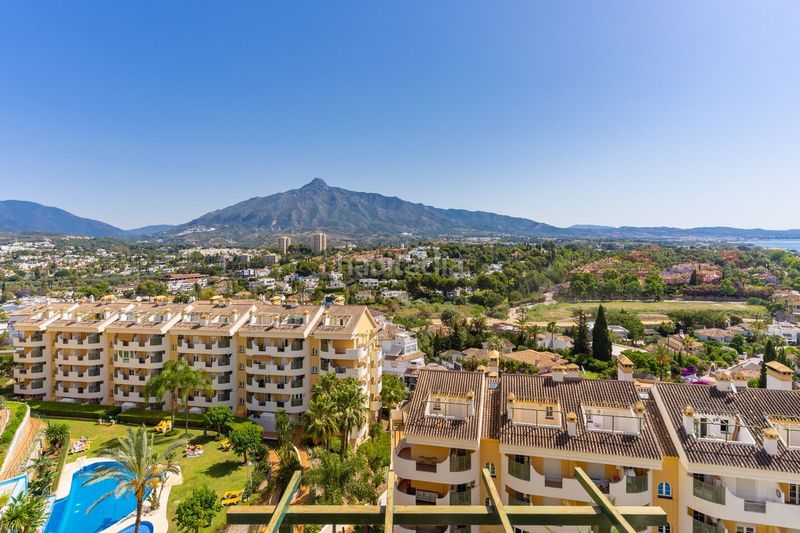 Foto 8e5fffe0-d825-4ab2-a070-eb6b39505d29. Apartament a avenida de manolete 11 a Nueva Andalucía centro Marbella