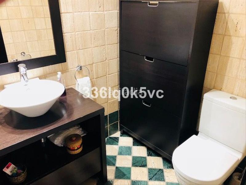 Foto f2755567-5dee-439f-a502-7b4181b4cba7. Casa adossada a avenida de andalucia 71 a Benahavís pueblo Benahavís