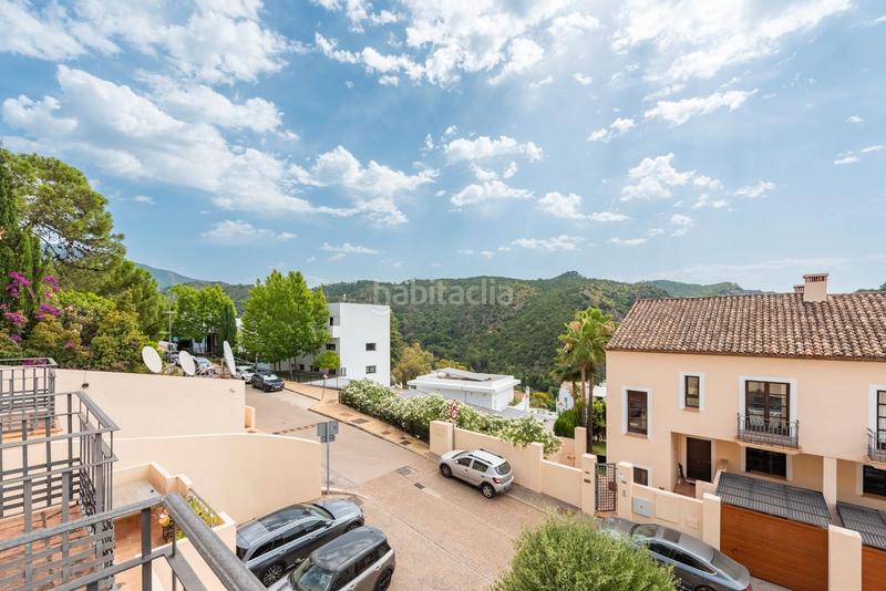 Foto f0025a4c-3926-4463-9f4a-0b50c028c12c. Reihenhaus in avenida de andalucia 71 in Benahavís pueblo Benahavís