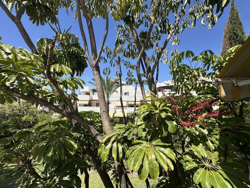 Foto c8d2e9a1-abb6-41f5-9d53-69474e5a825f. Apartamento en calle estena 5 en Nagüeles Alto Marbella