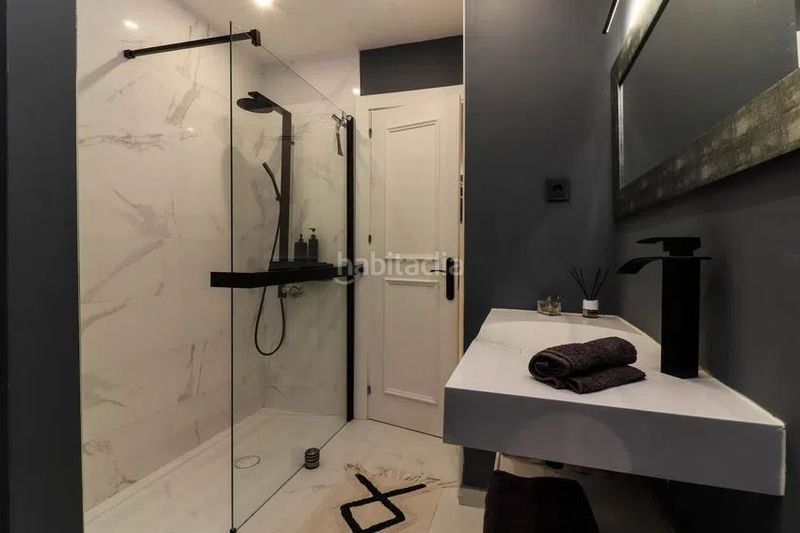 Foto 098ad678-3162-4db6-b002-e5df9f2aa0fb. Apartament a calle real 17 a Nueva Andalucía centro Marbella