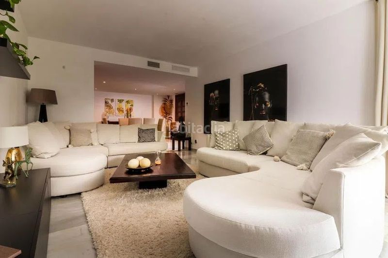 Foto bfba4369-8ded-4b76-8b71-90ee7a3eb33d. Apartament a calle real 17 a Nueva Andalucía centro Marbella