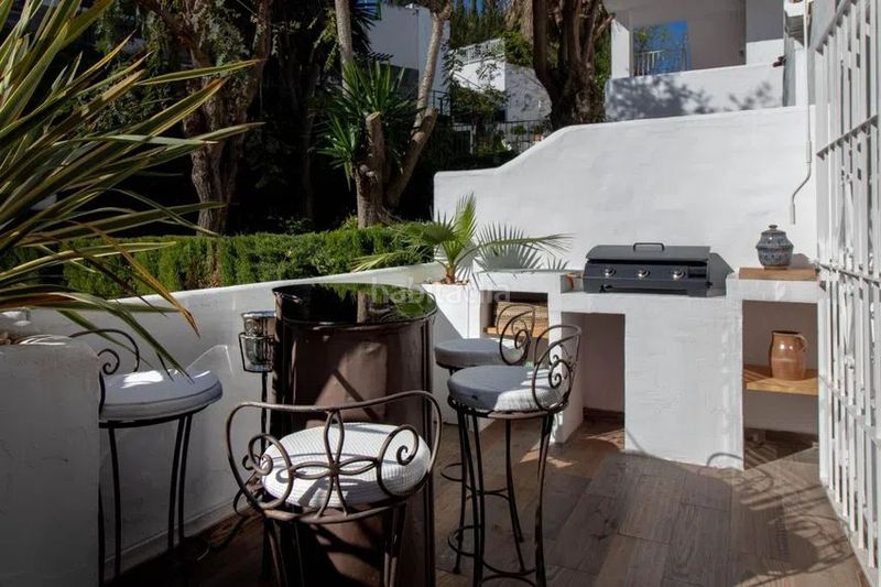 Foto d11de662-94fb-4a57-aaec-7ba7ff08a414. Apartament a calle real 17 a Nueva Andalucía centro Marbella