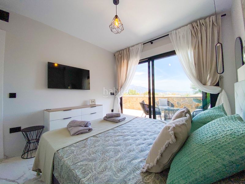 Foto 986f1b29-19d8-4dd2-8d0f-643748c83dbb. Apartamento en calle aguamarina 1 en Nueva Atalaya Estepona