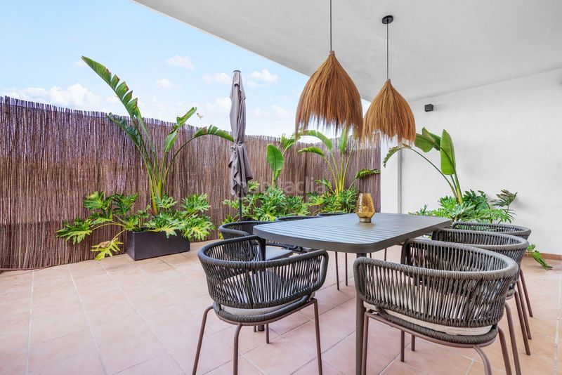 Foto 930bd2e8-c23a-418c-8408-11acb2c4f338. Apartament amb piscina a Puerto Banús Marbella