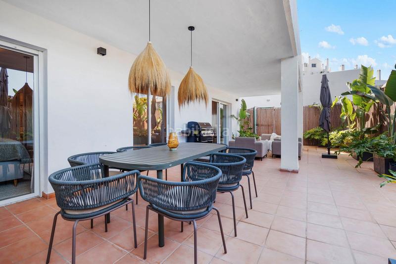 Foto 45ac8815-3a9f-4f70-b741-1ed0c6613ae5. Apartamento en Puerto Banús Marbella