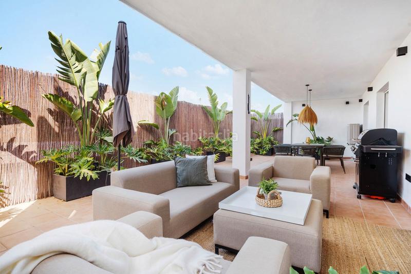 Foto 76953dc5-aac3-4fea-ae12-9dec0fe068c0. Piccolo appartamento con piscina in Puerto Banús Marbella