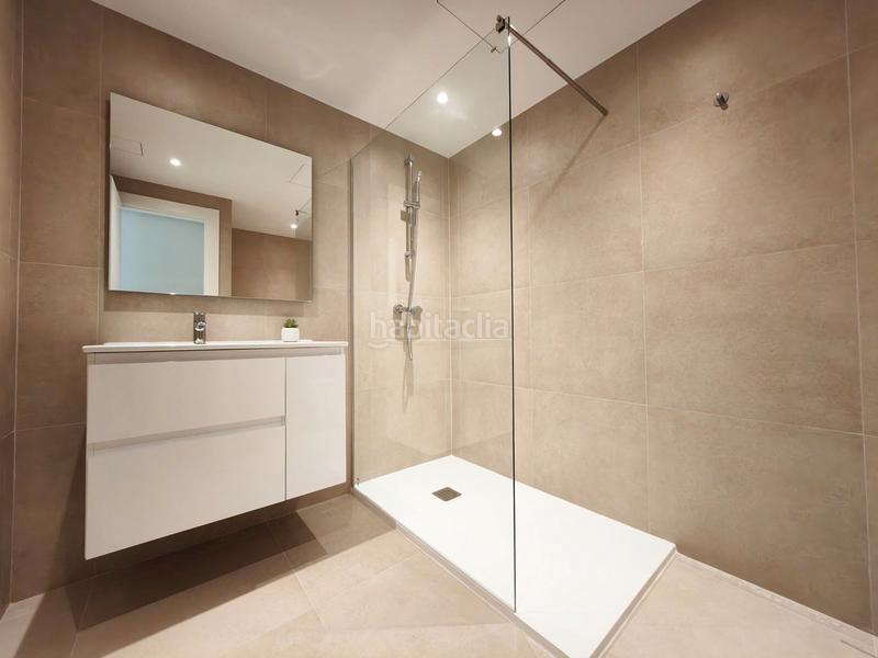 Foto 0b261444-7c73-4dcc-bb92-e204e476bfbf. Apartamento en calle las ventas 16 en Las Brisas Marbella