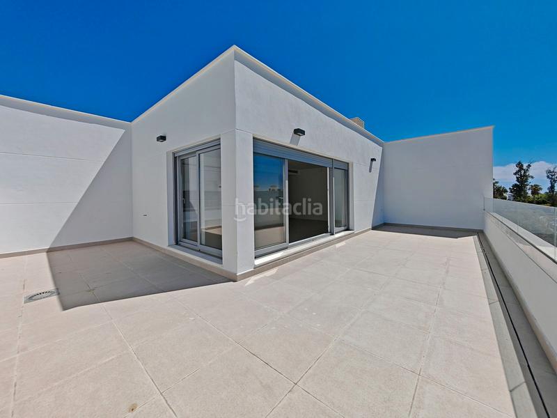 Foto ca77597e-da2d-440e-9cf0-b2c6091fd10c. Attico con piscina in Cancelada Estepona