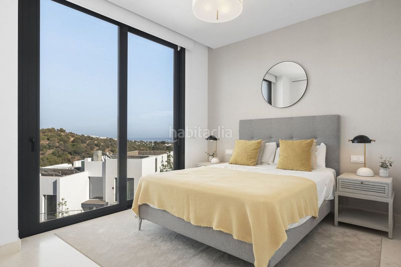 Foto 2a574f2d-4dcd-4d27-9ef7-acd124de58da. Casa bifamiliare con piscina in Cabopino - Artola Marbella