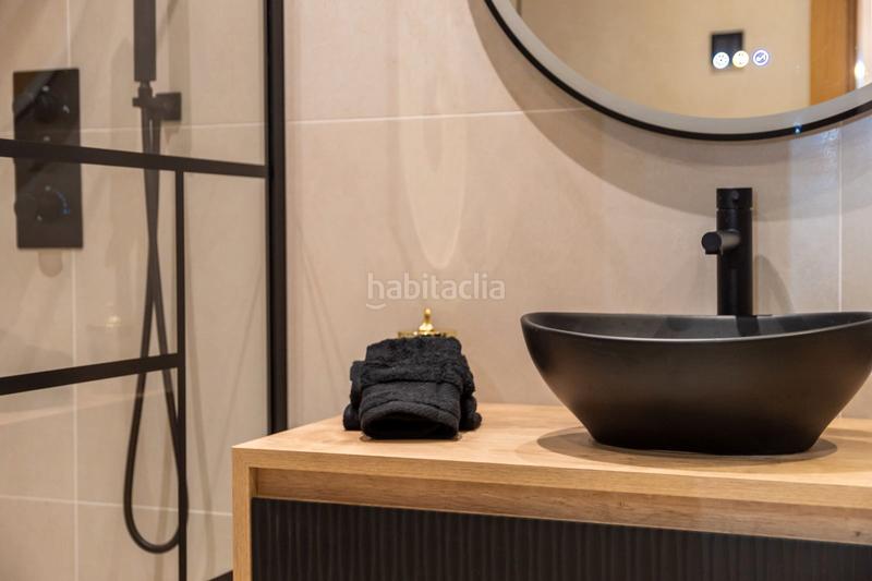 Foto 06065db4-c302-4250-9454-b20d298c2e54. Casa adossada a n/a a Nueva Atalaya Estepona