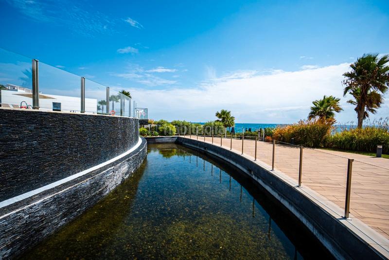 Foto 8f068178-d8b6-44c4-9f95-7e14f33b34d4. Appartement avec piscine dans Guadalobón Estepona