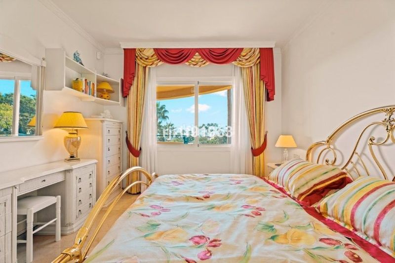 Foto 07bca2a3-64a9-4c63-a207-ef4e7e4a9dc3. Apartament a avenida de las cumbres 9a a Elviria Marbella
