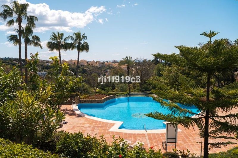 Foto 4441c625-361e-454d-bb99-ba7d3259dfcb. Apartament a avenida de las cumbres 9a a Elviria Marbella