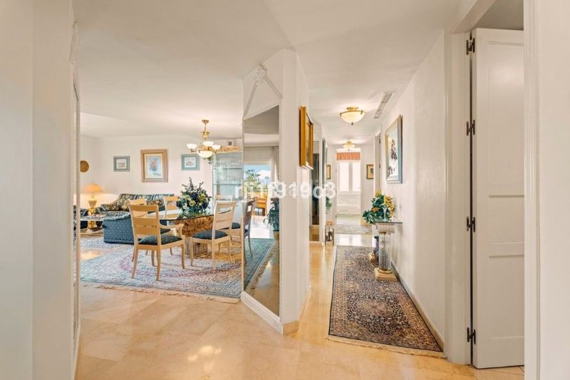Foto 8475762d-baf4-456f-97cc-dd8f4536cfd3. Apartament a avenida de las cumbres 9a a Elviria Marbella