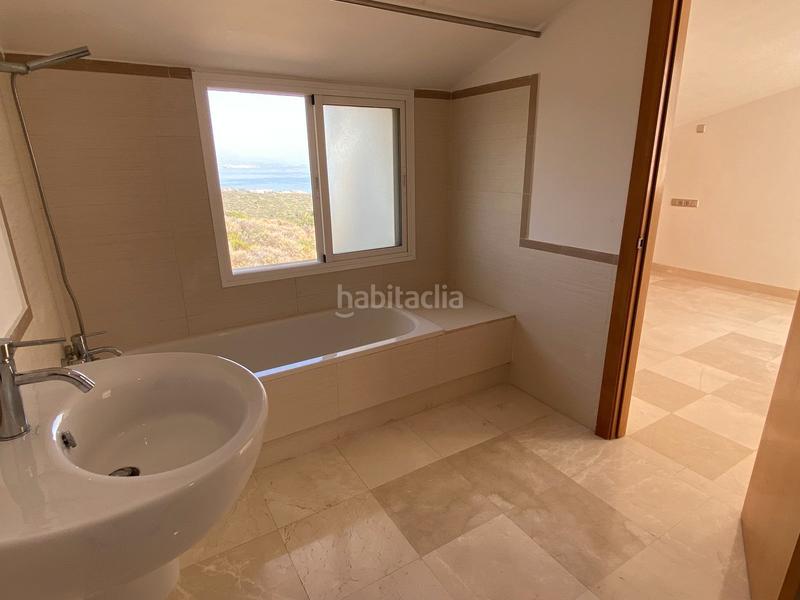 Foto 1944d90a-406c-4258-825c-1c85d564af11. Semi detached house with pool in Chullera Manilva