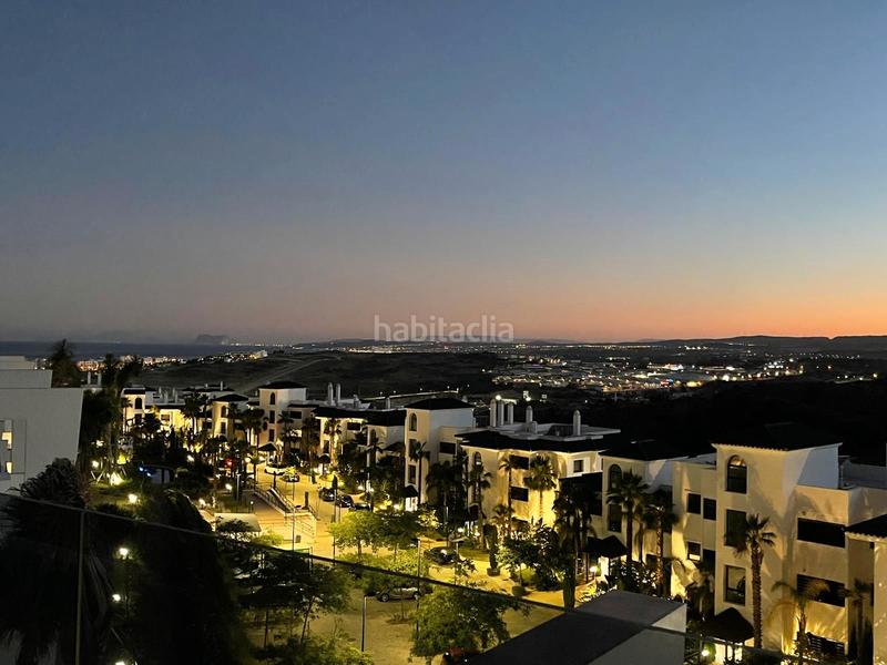 Foto d7e777ba-3417-42a8-90cb-ccd7f64e28d6. Attico con piscina in Cancelada Estepona