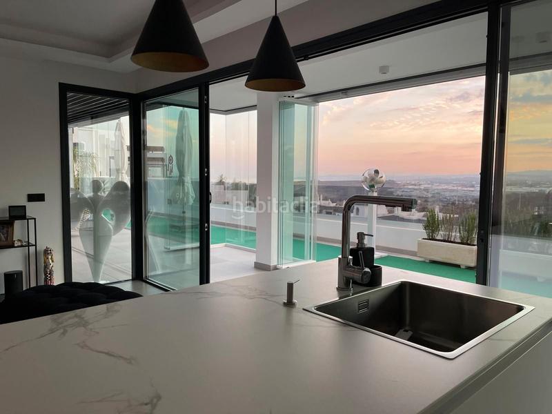 Foto 108b09c1-3170-4a61-ba49-c1f47fa4384a. Penthouse with pool in Cancelada Estepona