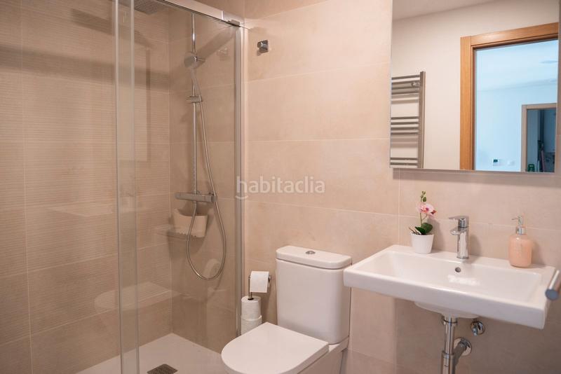Foto 56920af3-9eee-4590-bfb1-9324db851bc3. Apartamento en calle concha méndez 14 en bahía de Casares Casares