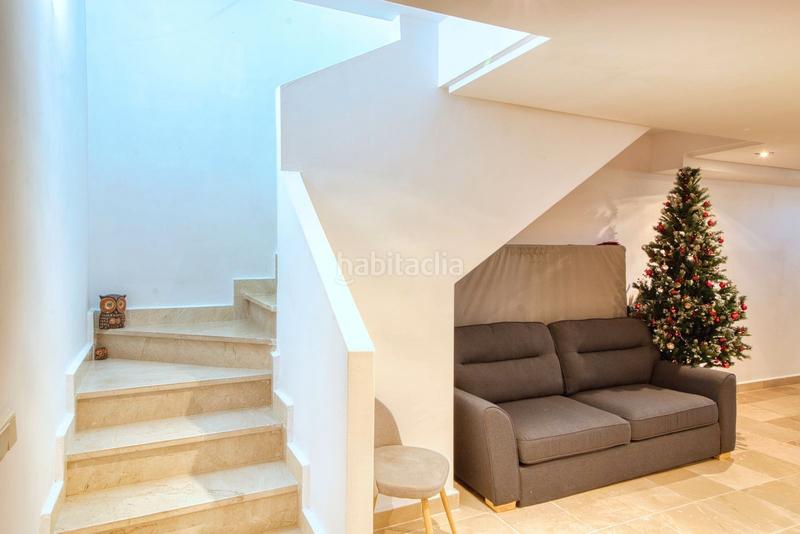 Foto 9d3460f3-515a-4220-9873-f6e2a7d6a91d. Casa a schiera in avenida sierra nevada 20 in Chullera Manilva