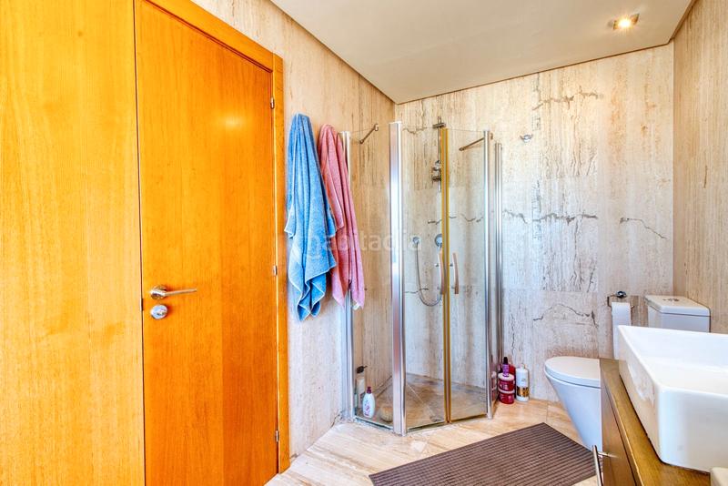 Foto 98edc294-9586-41d8-bead-4c507fec5296. Maison jumelée dans avenida sierra nevada 20 dans Chullera Manilva