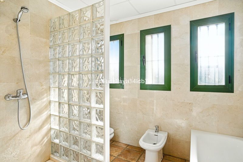 Foto ba67692b-0c19-4337-b005-63c5fa329dd6. Casa aparellada a Riviera del Sol Mijas