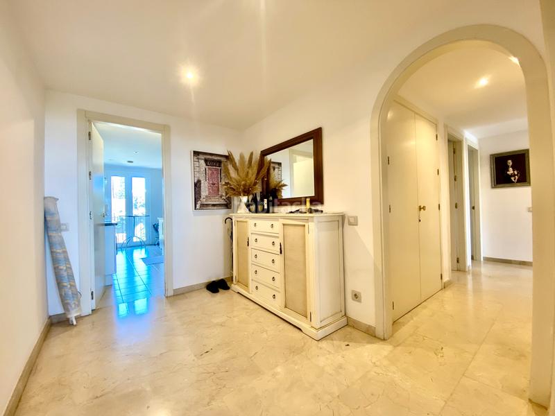 Foto ec5ff689-f33d-44a3-9411-dac43d087848. Appartement in n-340 147 in Puerto de la Duquesa Manilva