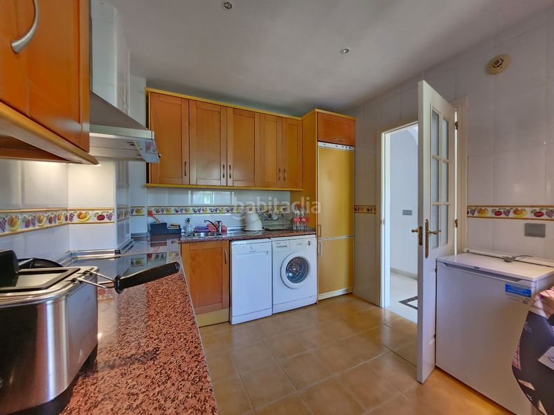 Foto 4c40813e-8877-4664-ac64-60d00d19283d. Apartament a avenida del prado 69 a Las Brisas Marbella