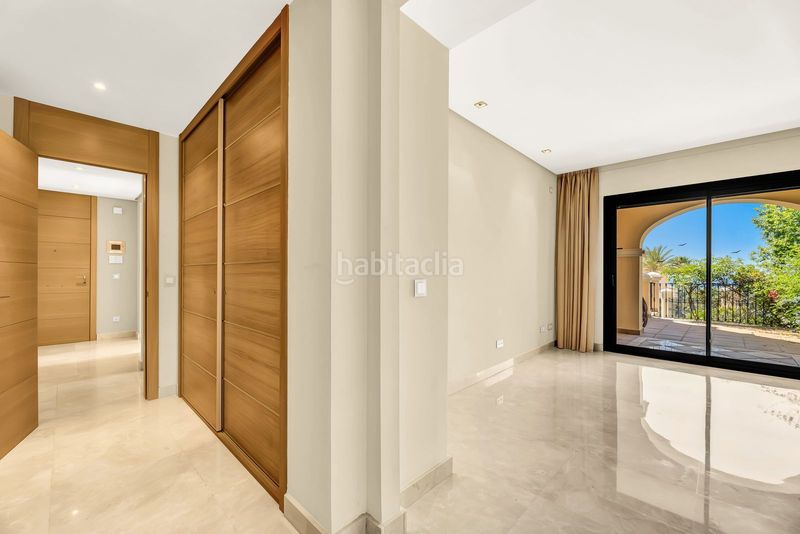 Foto dc52fdca-a177-4bad-a70c-b1a73e687a97. Apartament a avenida tomás pascual 41 a La Quinta Benahavís