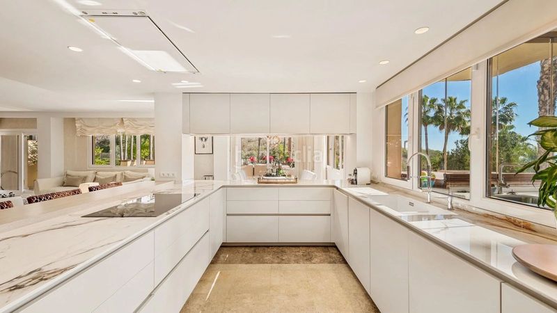 Foto bcae3654-1708-4602-a80c-c41b59effba9. Apartament a calle sierra cazorla 77 a lomas de Marbella club Marbella
