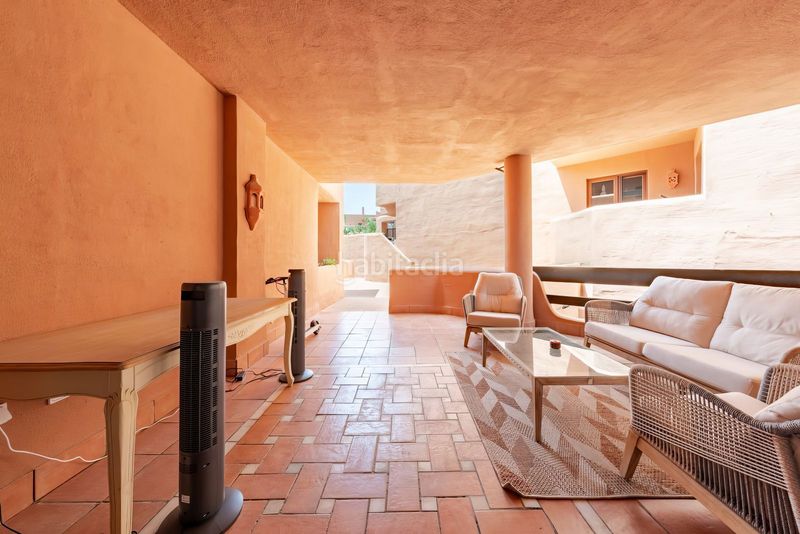 Foto 63e2e0ce-dabe-4b67-bb7e-849c70fd36de. Apartament a urbanizacion torre bermeja 23 a Guadalmansa Estepona