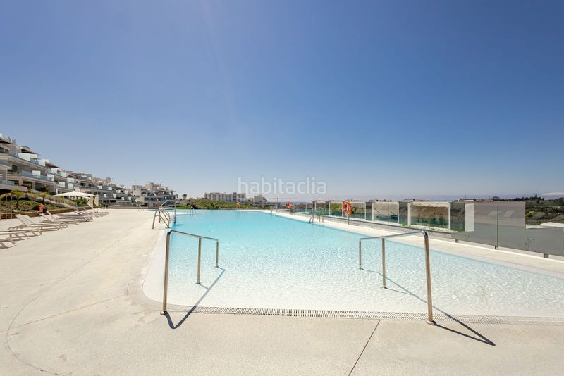 Foto 44c3c60e-9b21-4e10-8fb8-2025bdd72afb. Apartament a calle real 64 a Centro Estepona