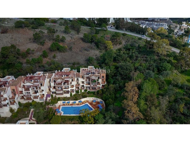 Foto acb26e1c-3c2e-4d09-8f93-7480de4df557. Apartament a calle los arqueros 93 a los arqueros - puerto del almendro Benahavís