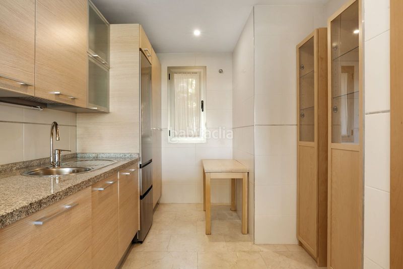 Foto 1481a556-beaf-4cb9-a477-c355fbdf0822. Apartamento en calle torre campanillas 7 en El Paraíso Benahavís