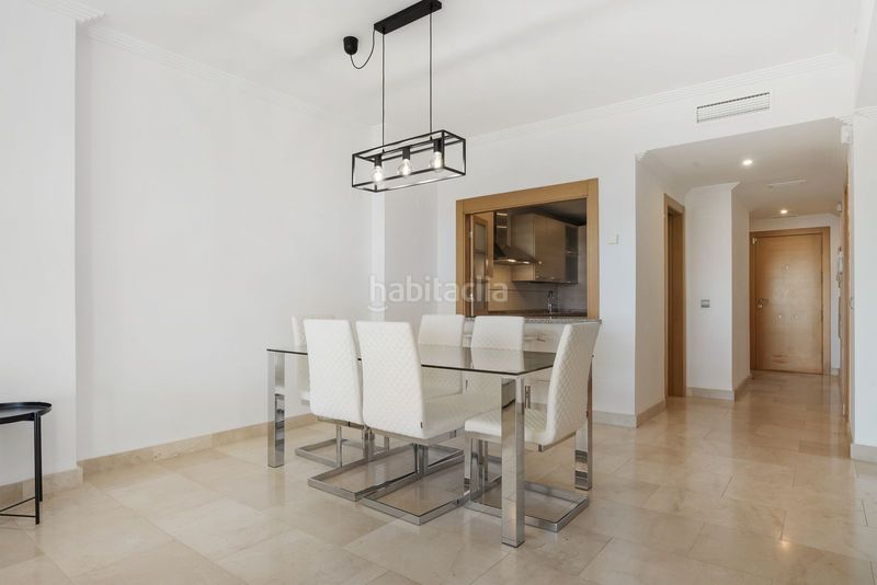 Foto e91d1907-0531-4849-822d-7581157bd5f3. Apartamento en calle torre campanillas 7 en El Paraíso Benahavís