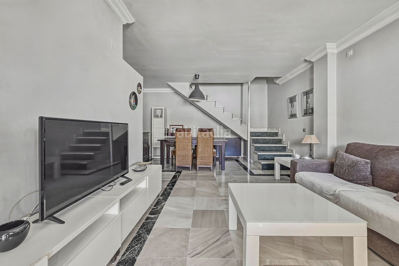 Foto b8ff2e04-e893-49ba-a0c4-473cecf87709. Àtic a calle teba 4 a La Carolina - Guadalpín Marbella