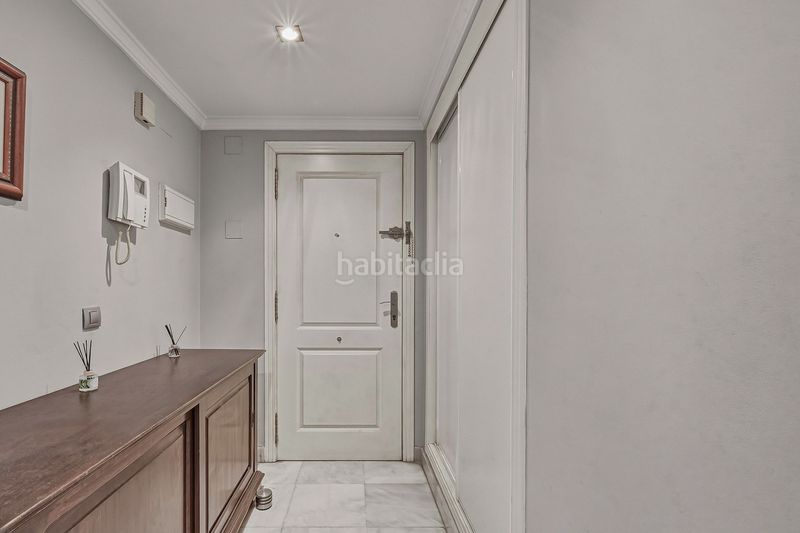 Foto c2520a0d-c6a1-4805-b26e-e6e95d7ed809. Àtic a calle teba 4 a La Carolina - Guadalpín Marbella