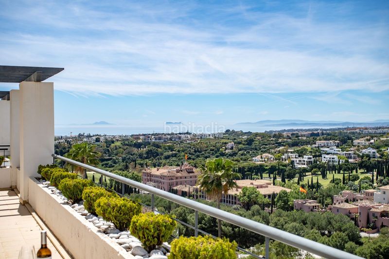 Foto a9f1f984-8f1e-44ba-947b-5adfe6048105. Apartament a urbanización Los Flamingos 104 a Los Flamingos Benahavís
